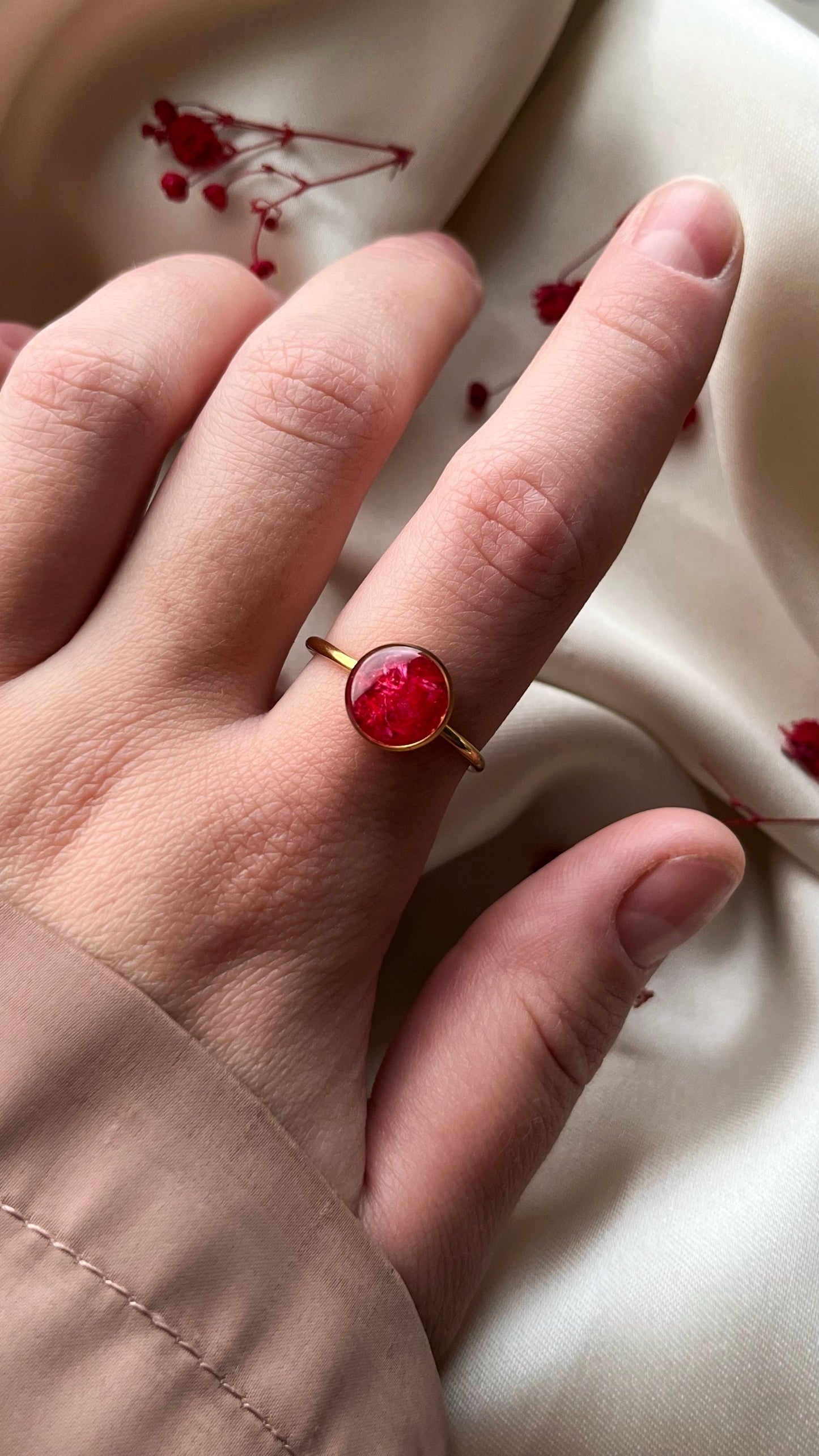 Baby’s breath ring