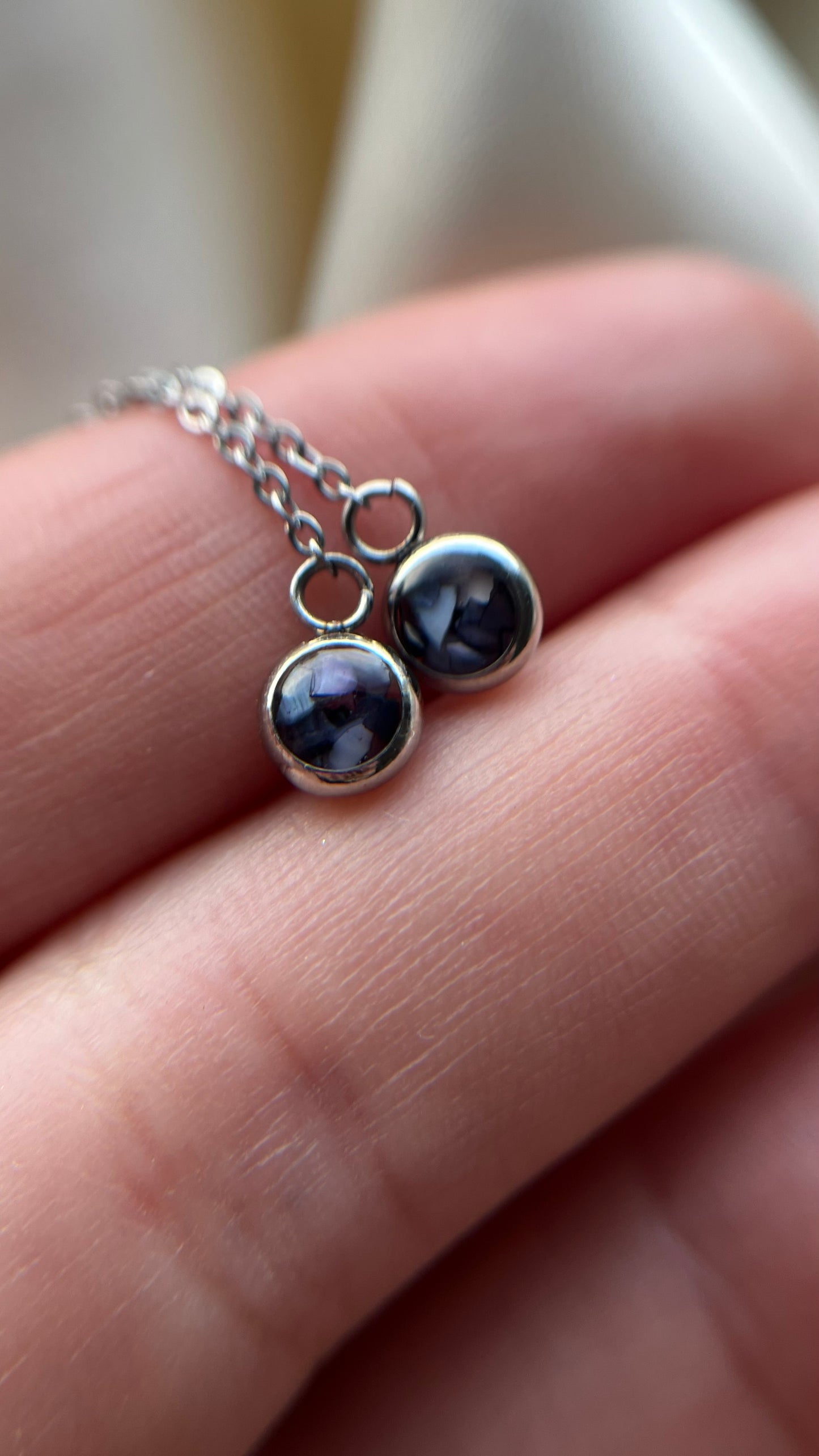 Mother-of-pearl earrings