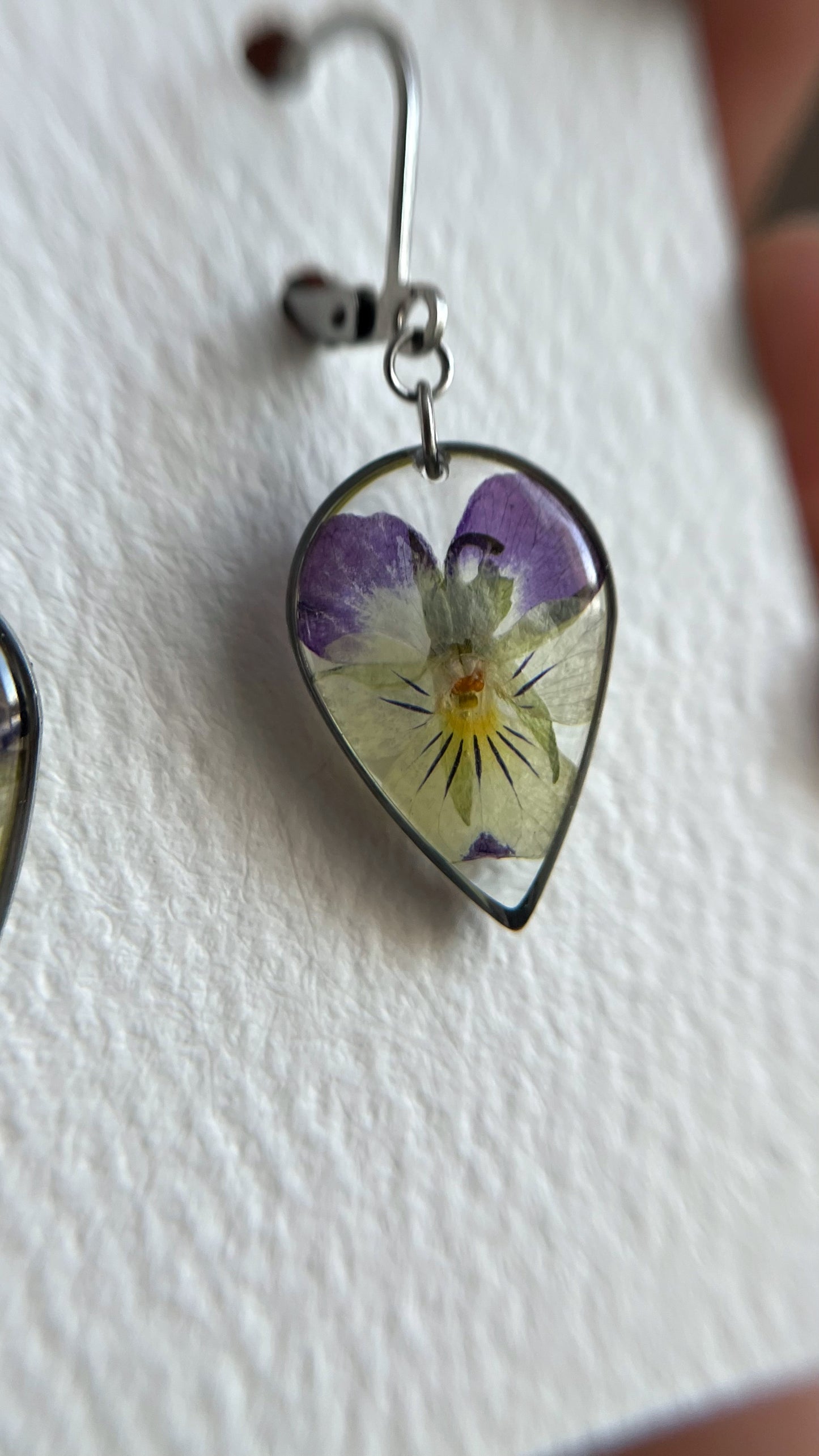 Violet earrings