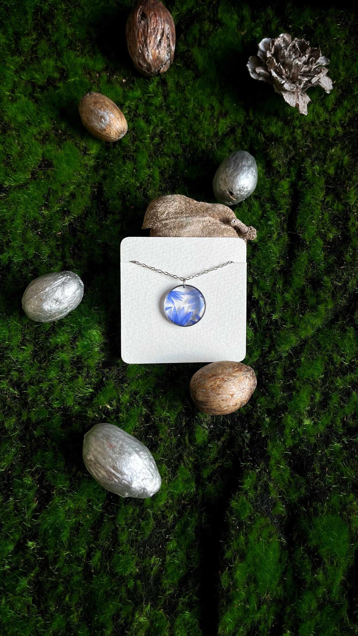 Cornflower pendant