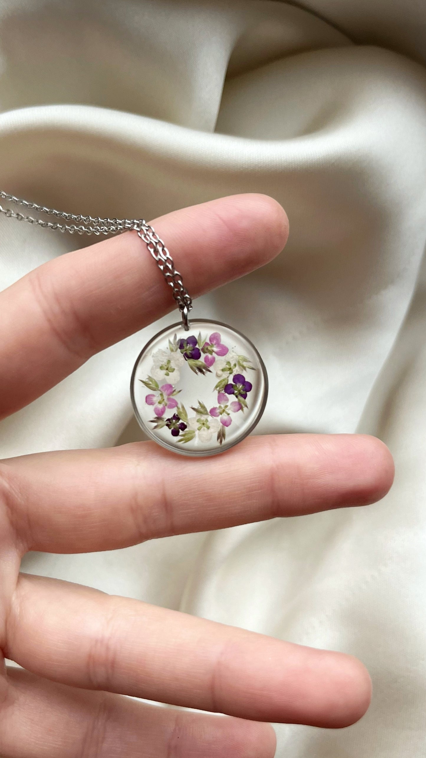 Alussym pendant