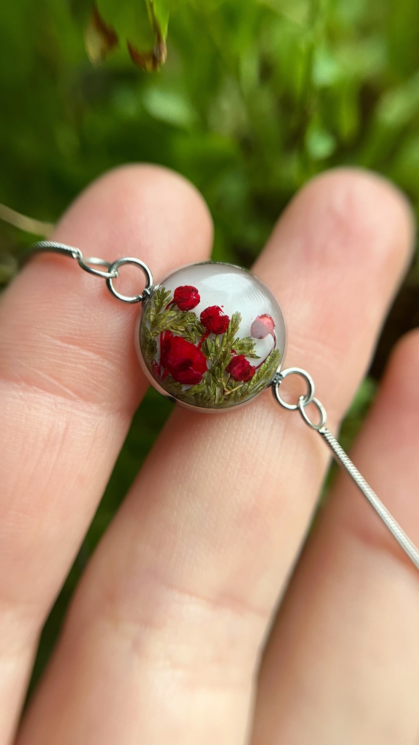 Baby’s breath bracelet