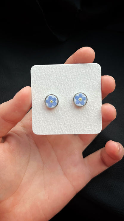 Forget-me-not stud earrings