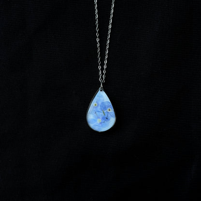 Veronica pendant