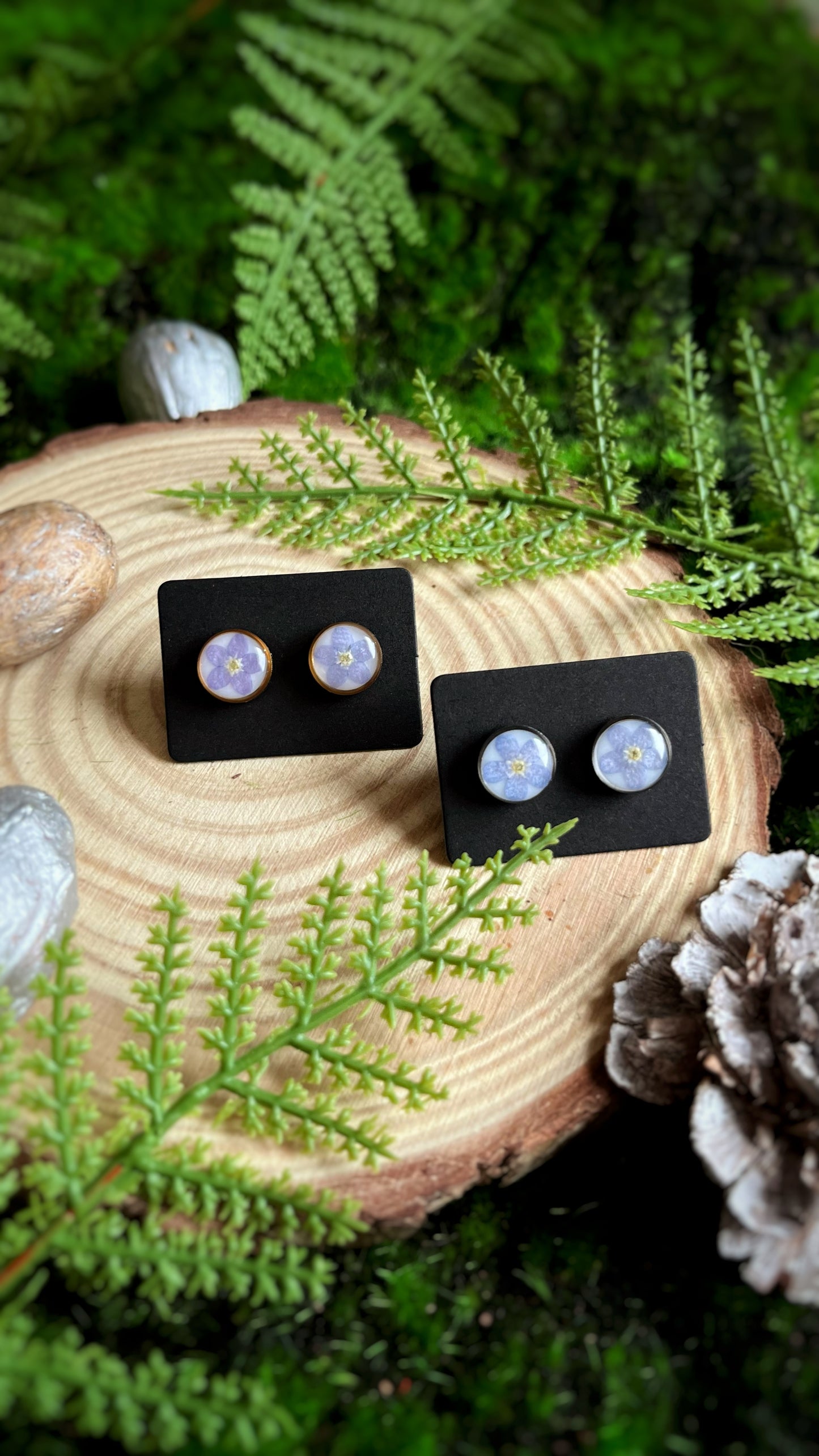 Forget-me-not stud earrings