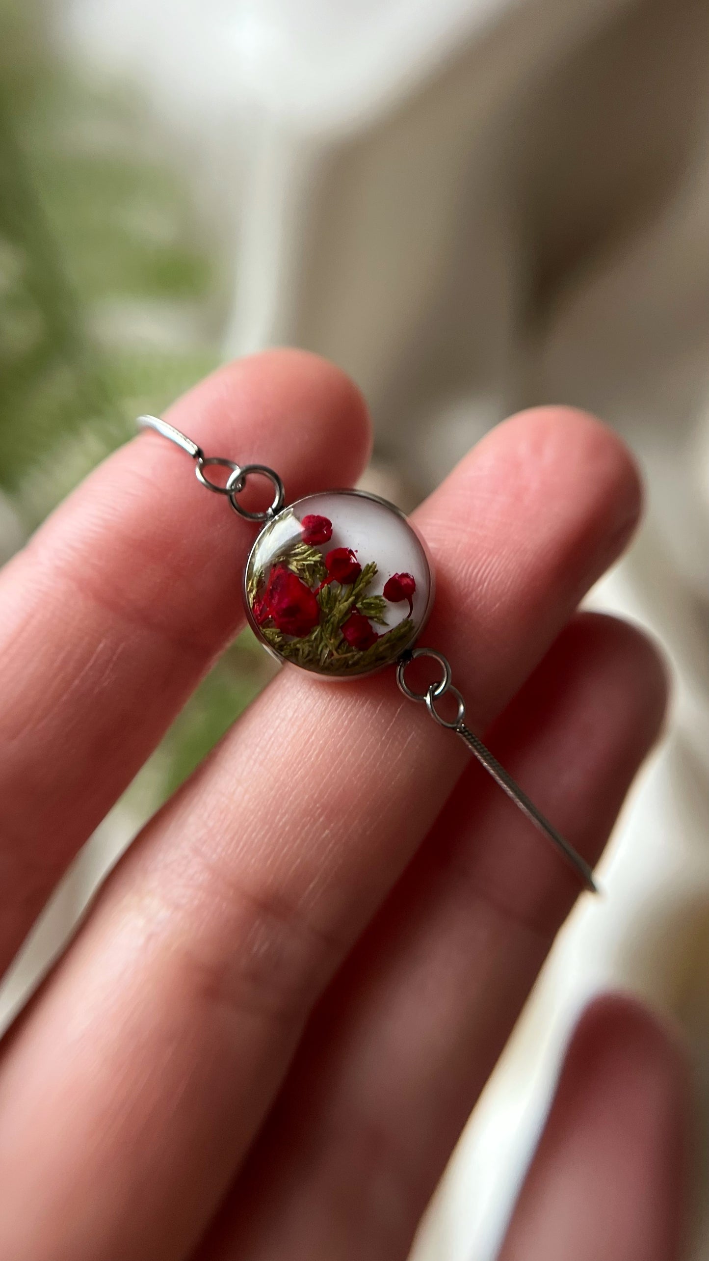 Baby’s breath bracelet