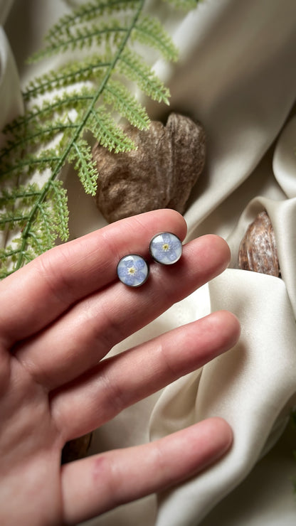 Forget-me-not stud earrings