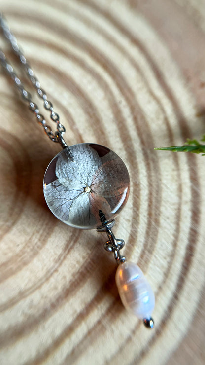 Hydrangea pendant