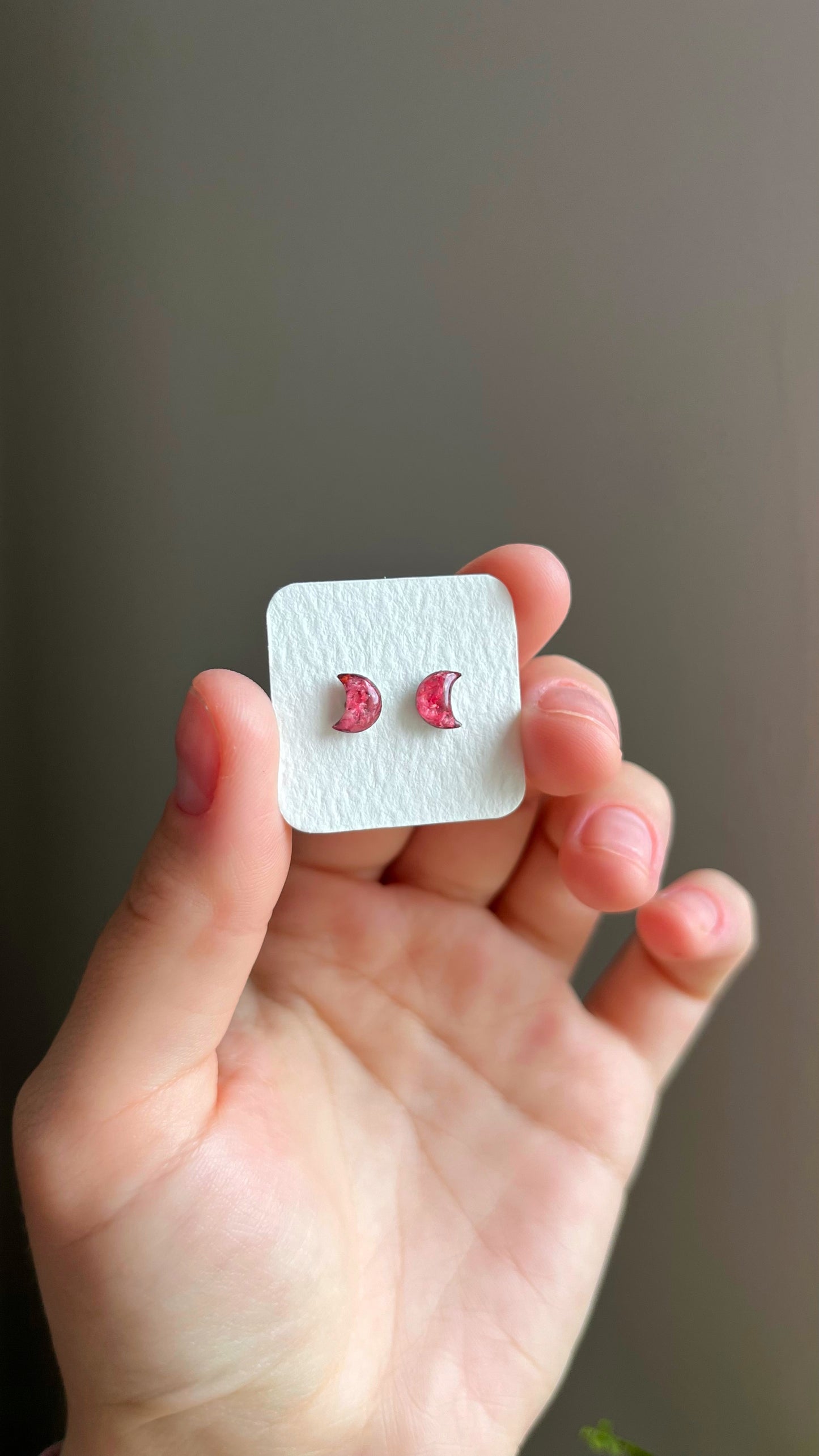 Baby's breath stud earrings