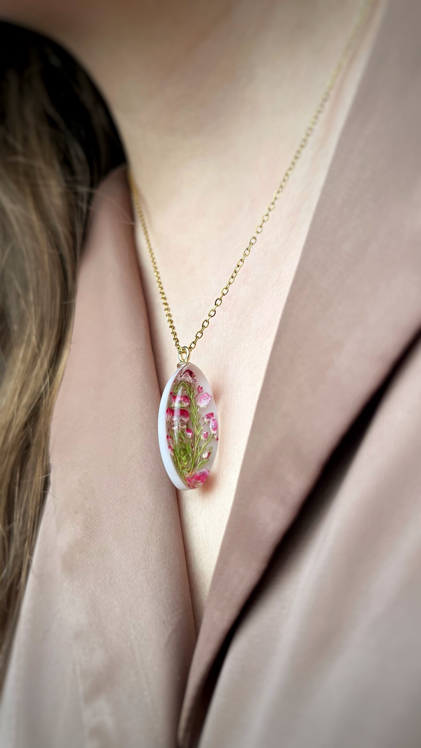 Erica pendant