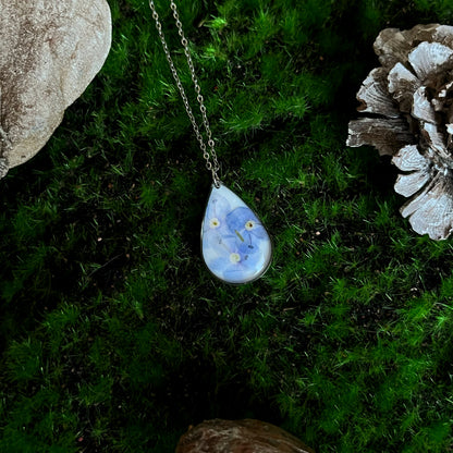 Veronica pendant