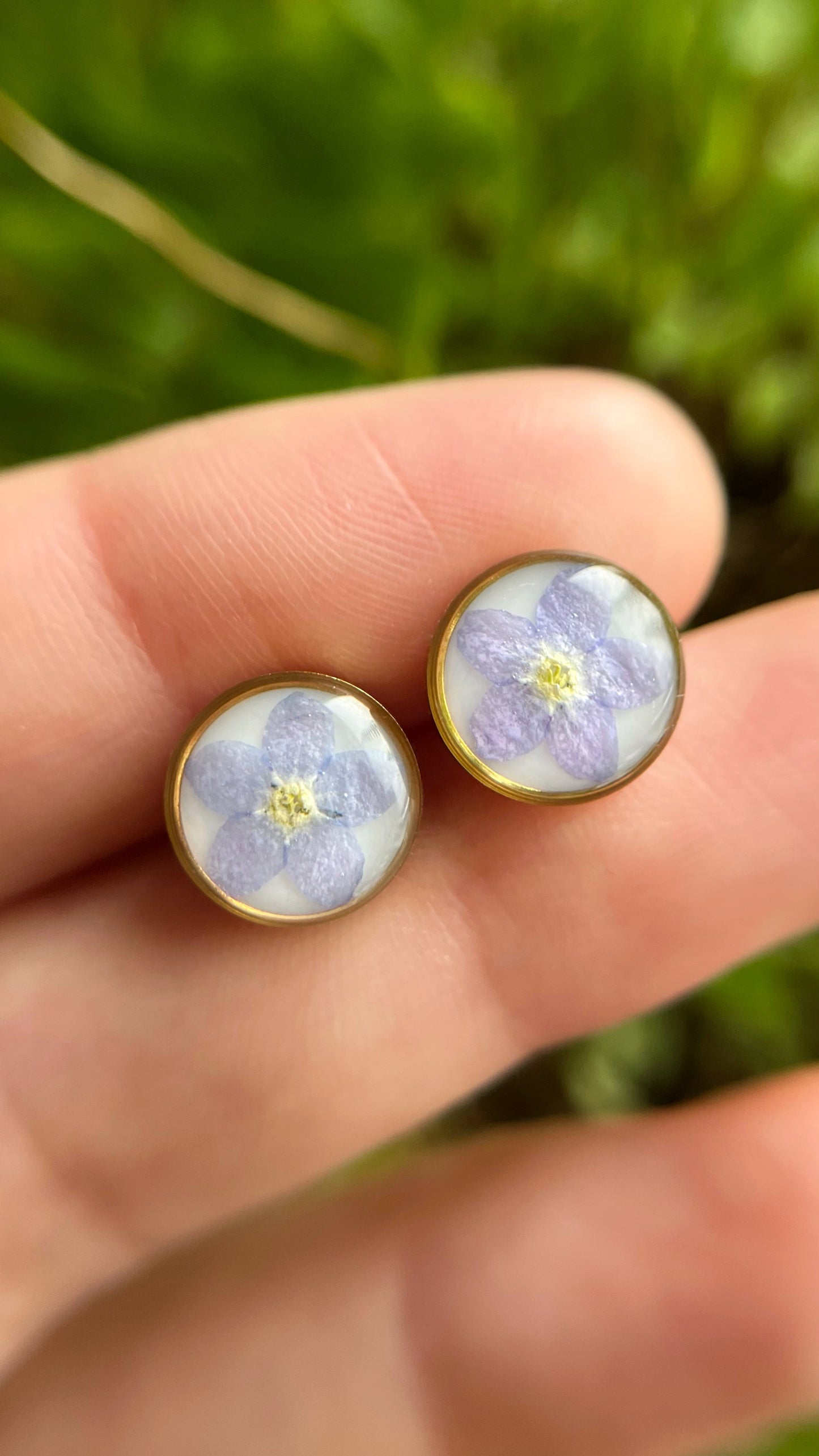 Forget-me-not stud earrings