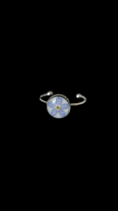 Forget-me-not ring