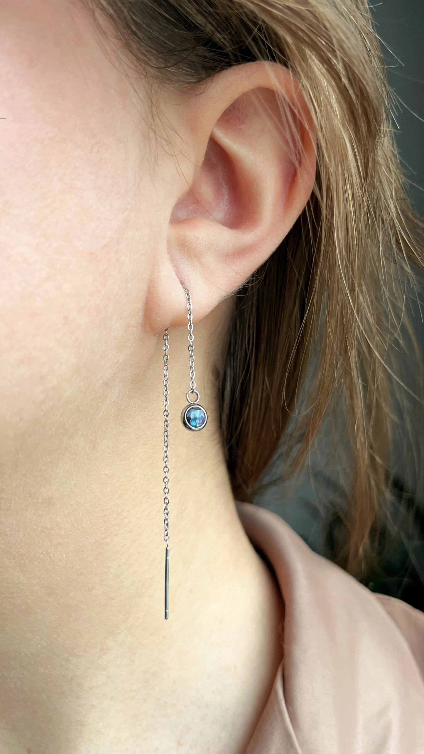 Mother-of-pearl earrings