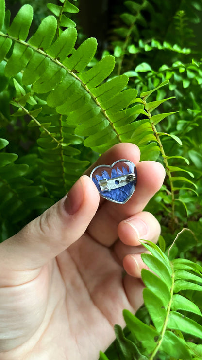 Cornflower brooch