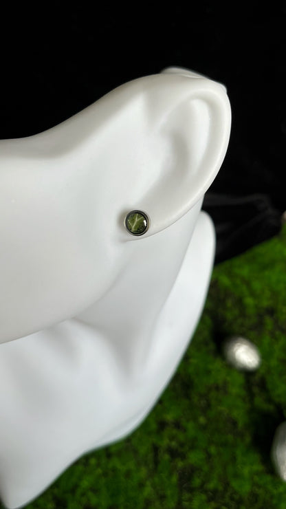 Ivy stud earrings