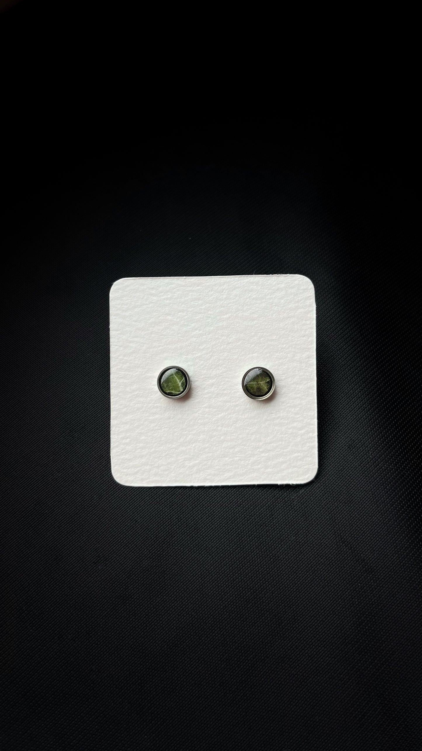 Ivy stud earrings
