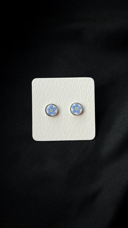 Forget-me-not stud earrings