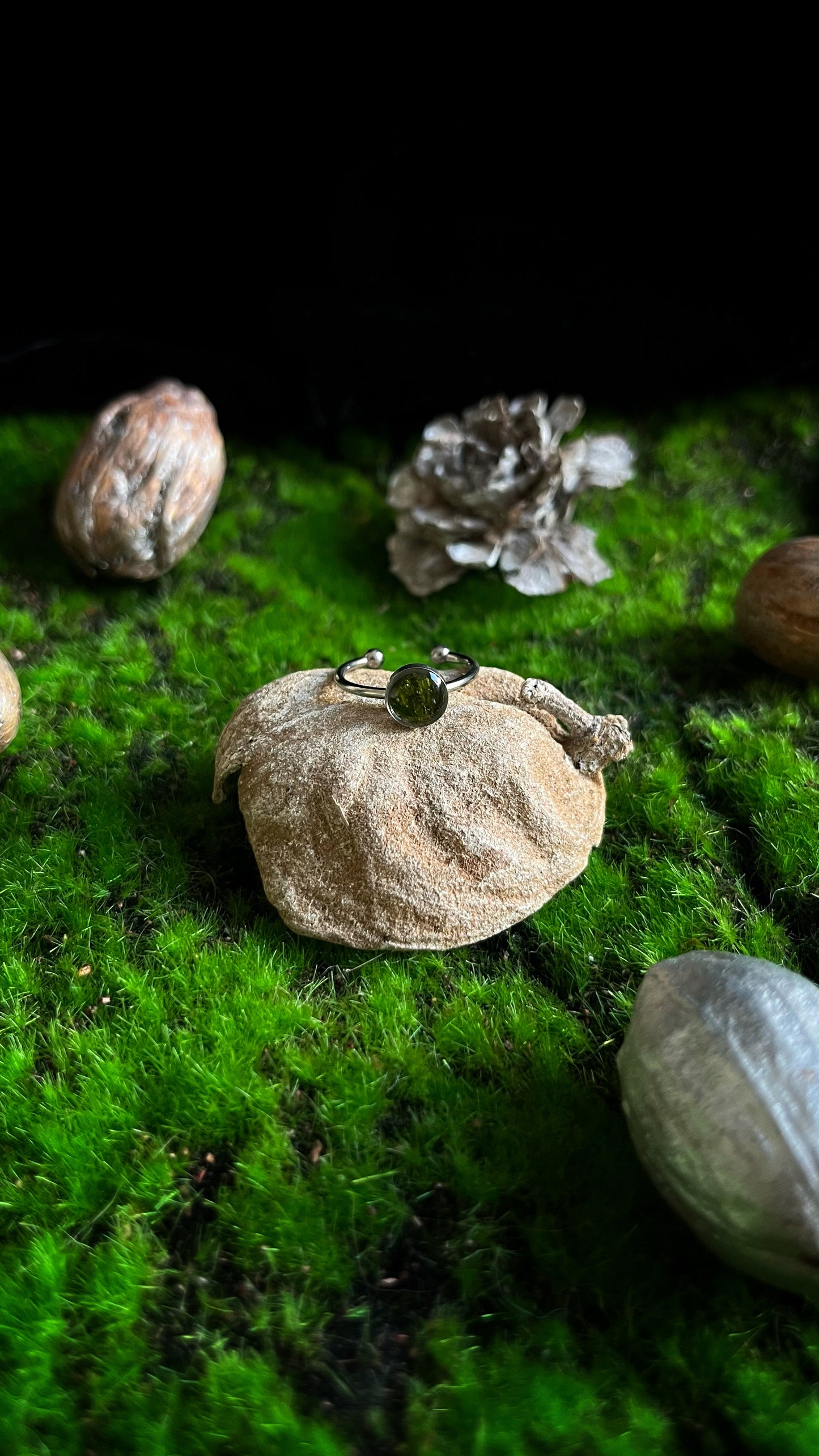 Moss ring