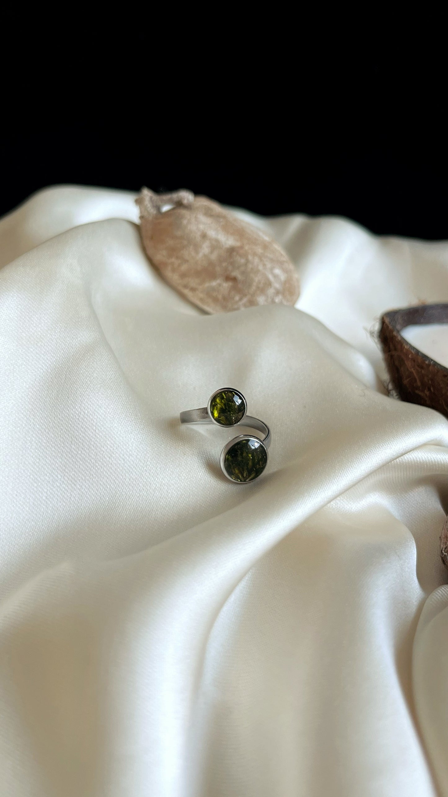 Moss ring