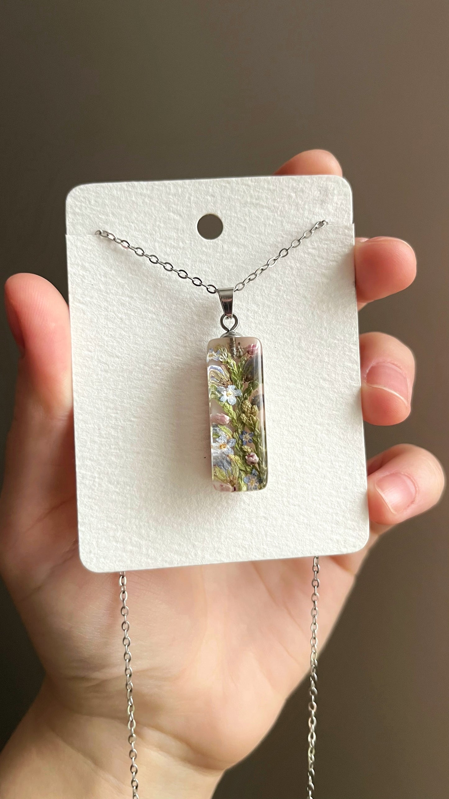 Mixed flower pendant