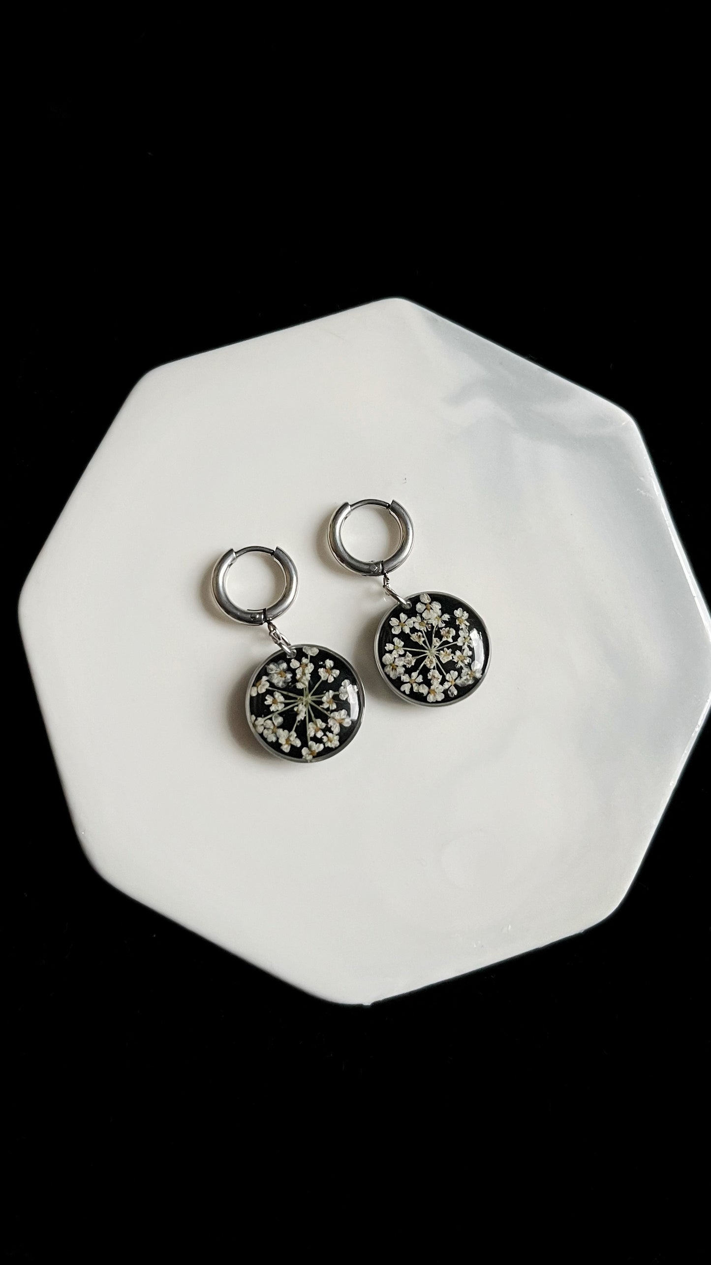 Ground elder earrings