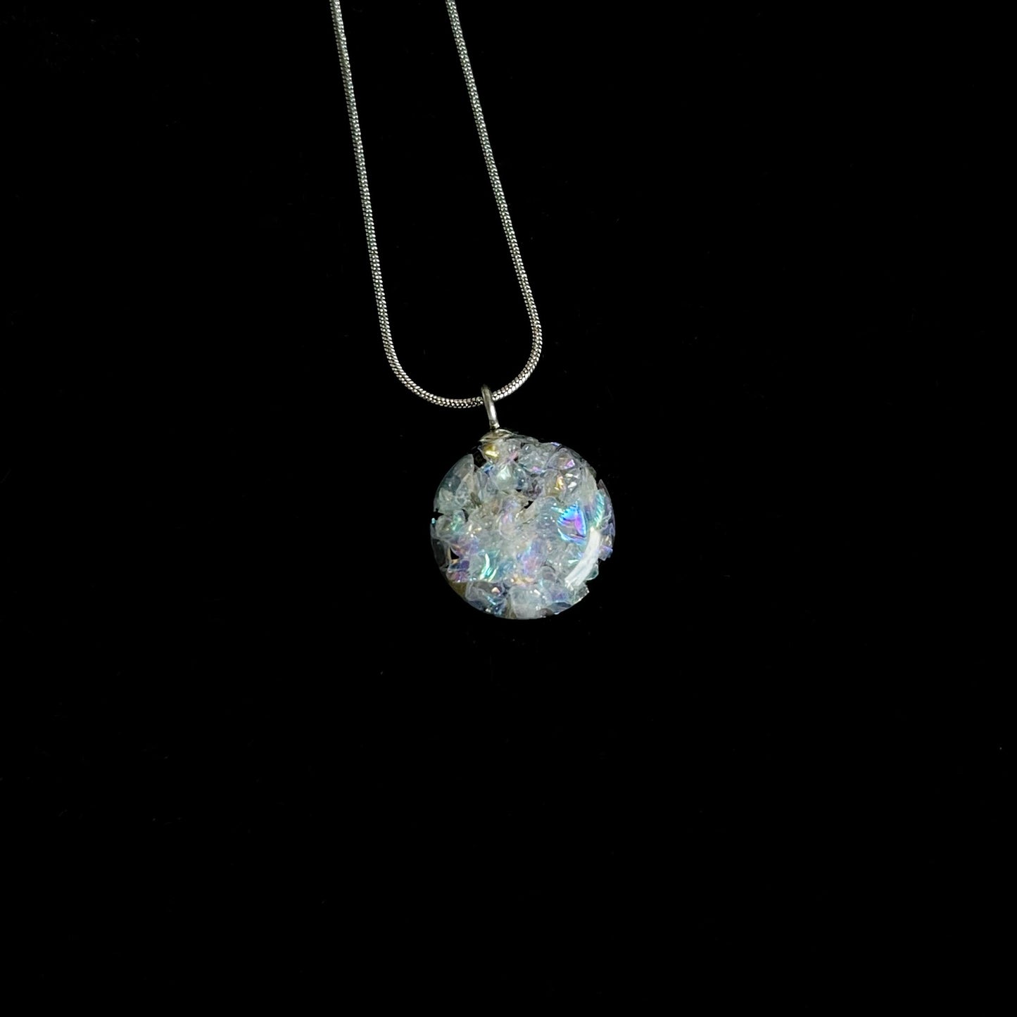 Crushed glass pendant