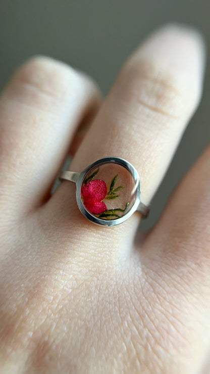 Hydrangea and moss ring