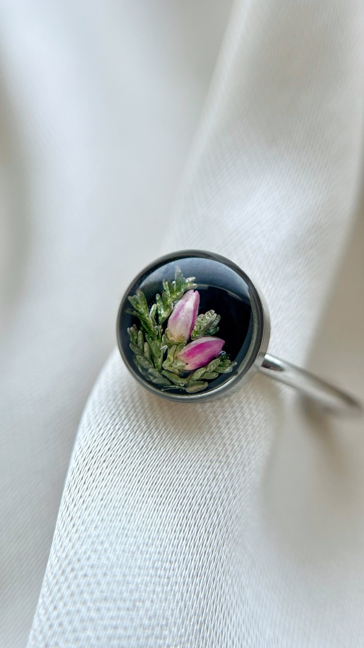 Heather ring