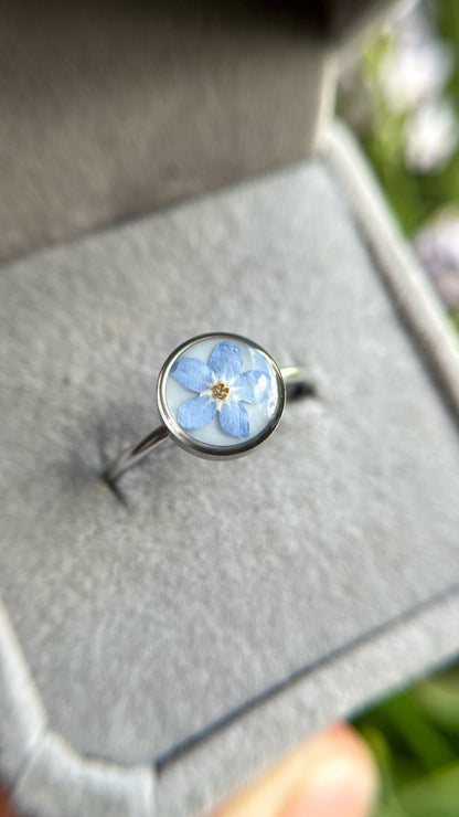 Forget-me-not ring (made to order)