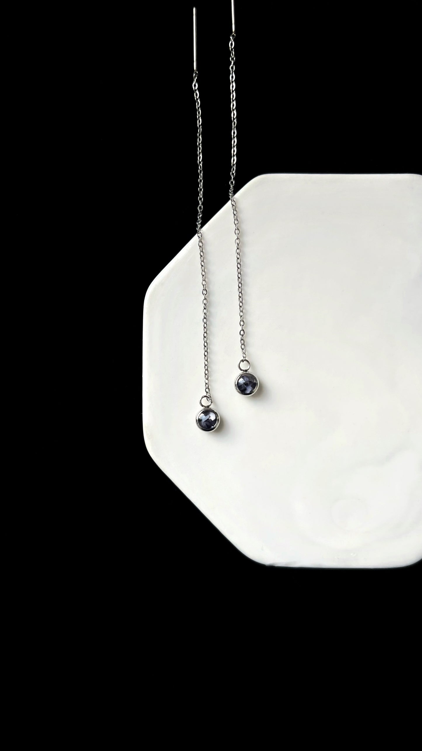 Mother-of-pearl earrings