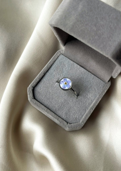 Forget-me-not ring